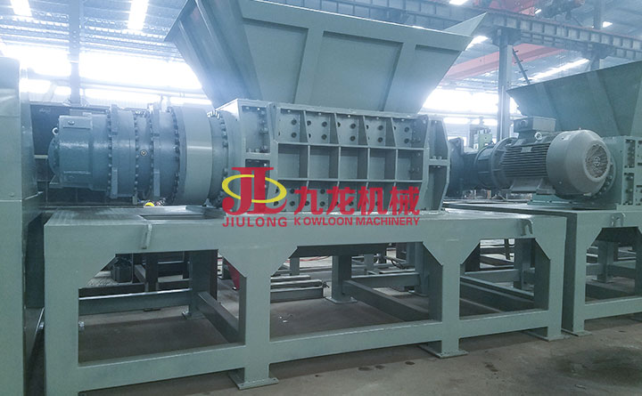 廢舊金屬破碎機(jī)